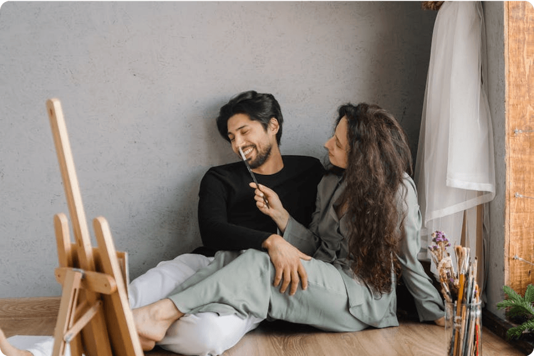 Image of Happy Couple that understands the differences between types of vasectomies